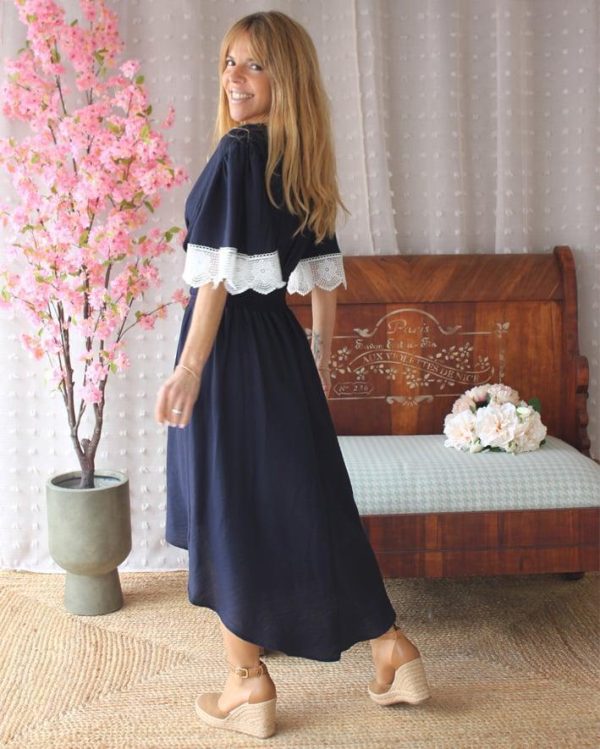 VESTIDO ASSIMÉTRICO AZUL ESCURO COM RENDA BRANCA MARIA CATITA - TAM U - Image 3