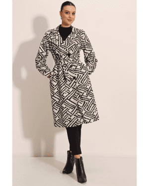 TRENCH COAT ESTAMPADO C/ GOLA DUPLA CRU/PRETO ELLA BY TAM