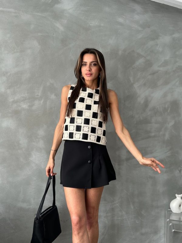 ELLA BY TAM<BR><BR>BLUSA CROCHET S/ MANGAS BRANCA/PRETA - Image 2