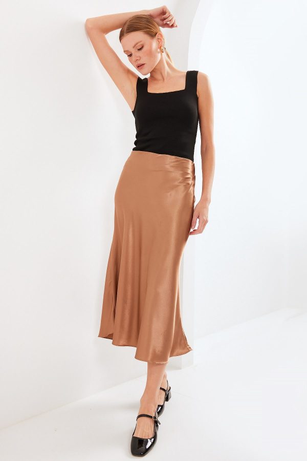 ELLA BY TAM <BR><BR>SAIA ACETINADA - Image 2