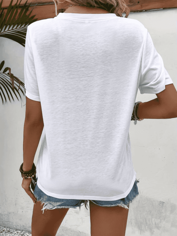 T-SHIRT OLHOS BRANCA ELLA BY TAM - Image 3