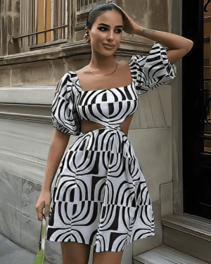 ELLA BY TAM <BR><BR> VESTIDO RECORTES PRETO E BRANCO