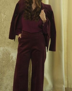 521065 calÇa veludo burgundy