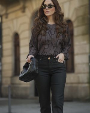 521071 camisola logo caqui