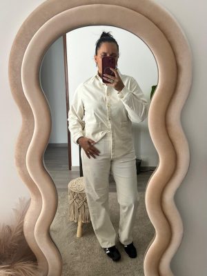 521116 off white 2